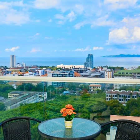 The Vision By Tech Apartment Pattaya Bagian luar foto